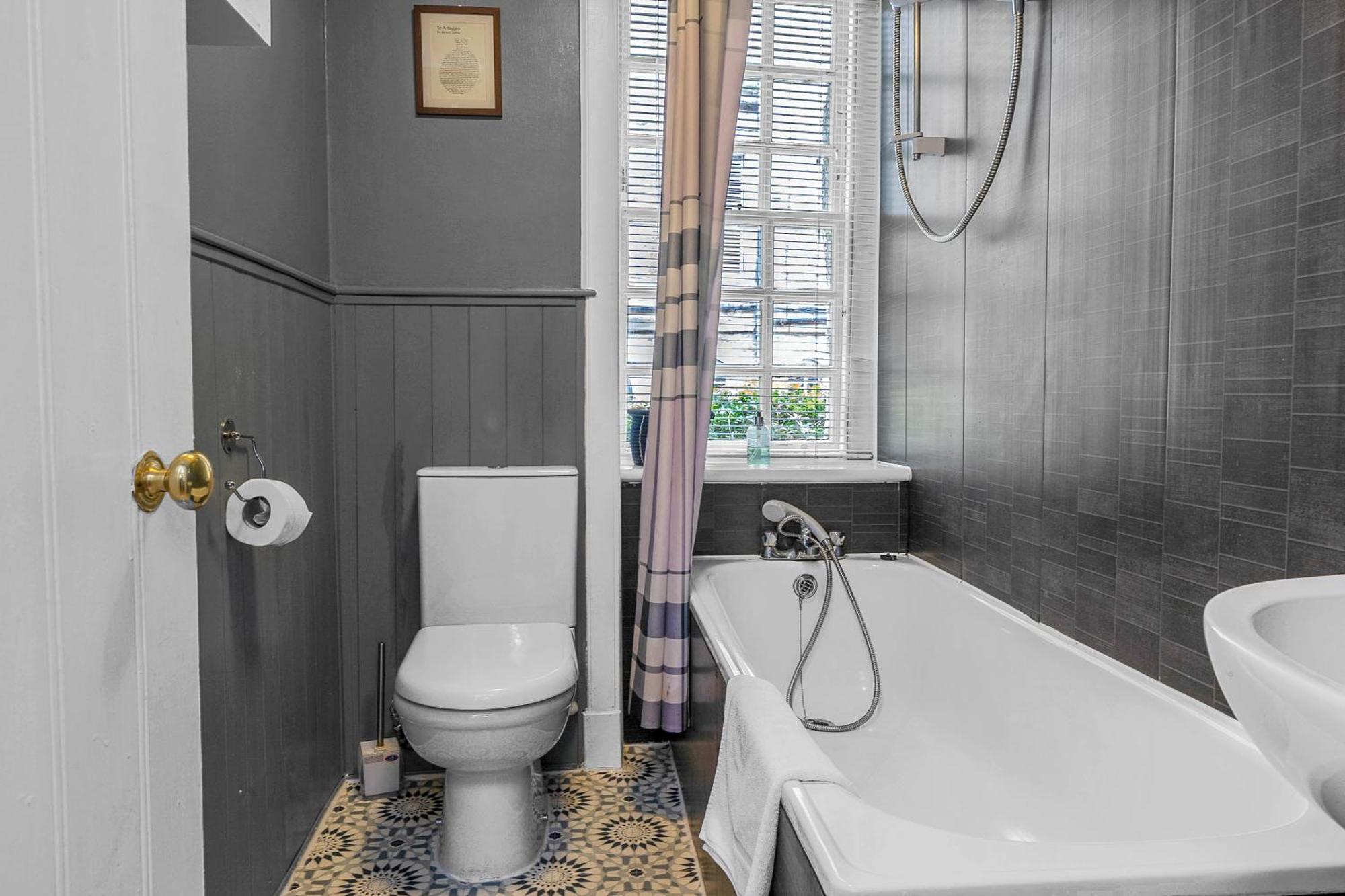 Charming Apartment In The Old Town إدنبرة المظهر الخارجي الصورة